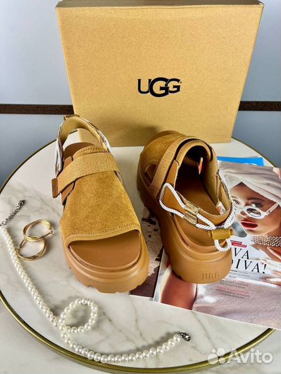 Сандалии женские ugg