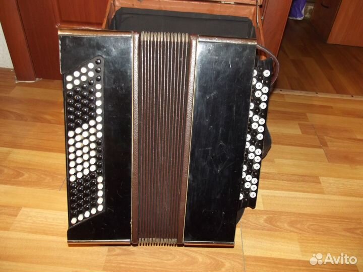 Баян Ростов-на-дону баянная фабрика.И старый баян