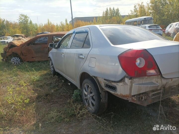 Geely MK 1.5 МТ, 2012, битый, 98 000 км