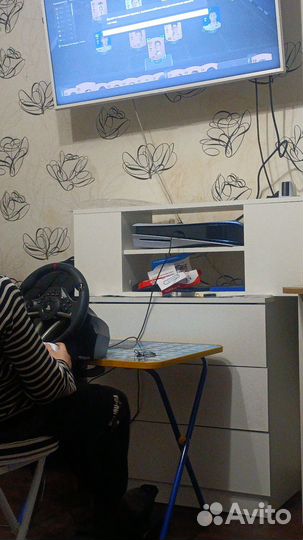 Игровой руль на ps4