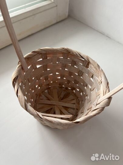 Корзина плетеная
