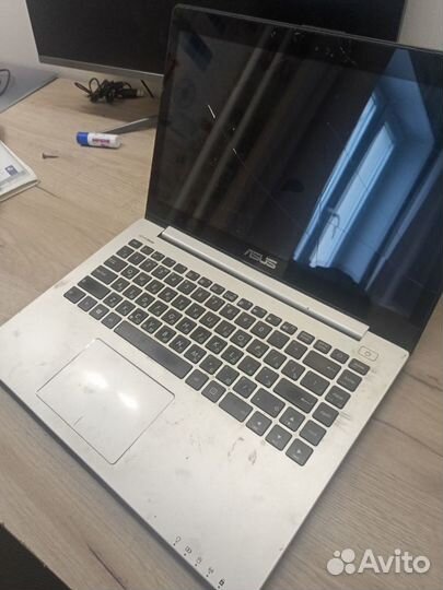 Ноутбук Asus s400c
