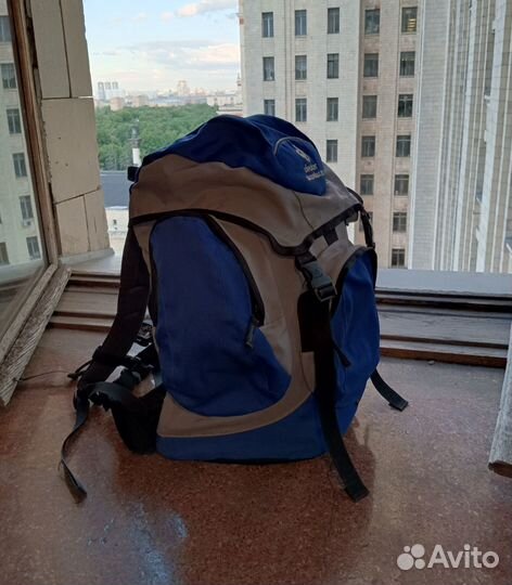 Треккинговый рюкзак Deuter Aircomfort 32S