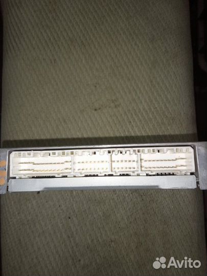 Блок управления efi Toyota Platz NCP16 2NZ-FE