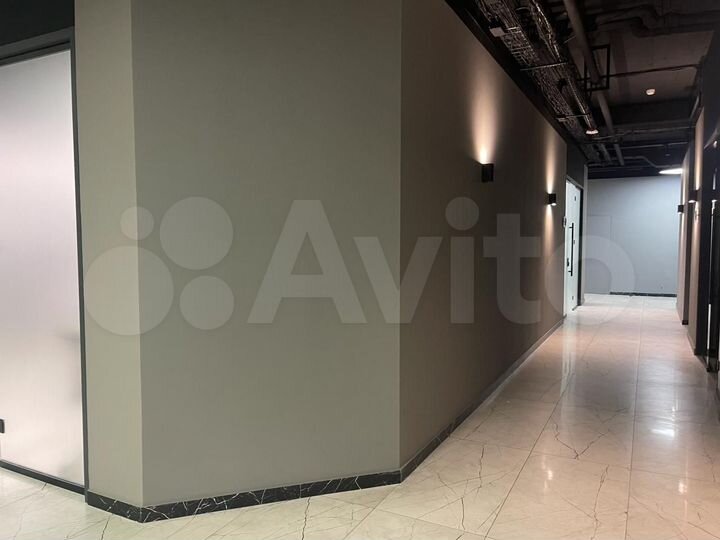 Офис с арендатором, 600 м²