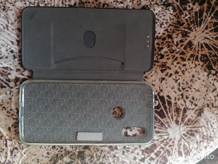 Защитный чехол