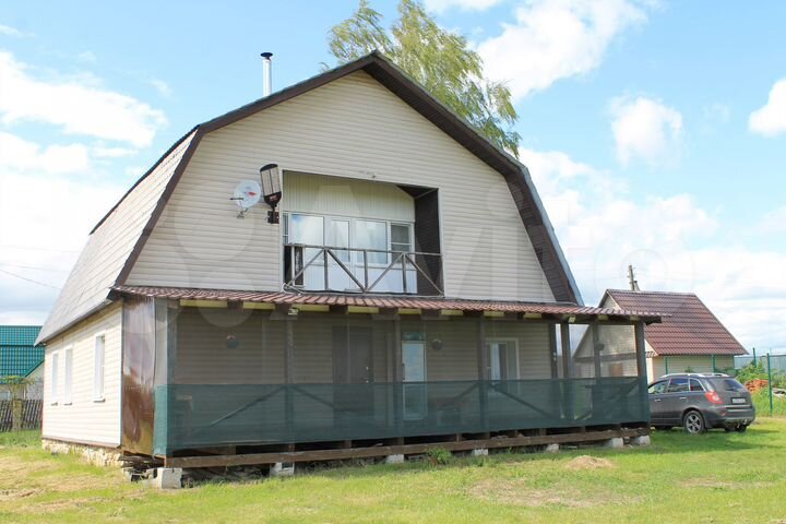 Коттедж 200 м² на участке 25 сот.