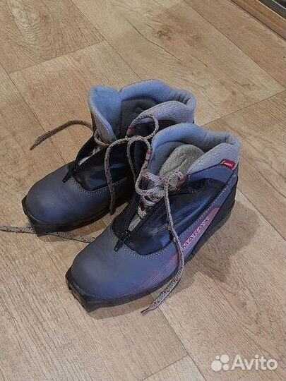 Лыжные ботинки крепление SNS 38 размер