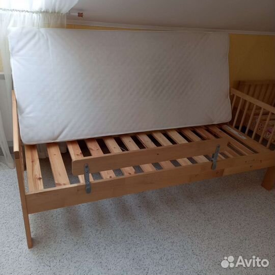 Детская кровать от 3 лет с бортиками