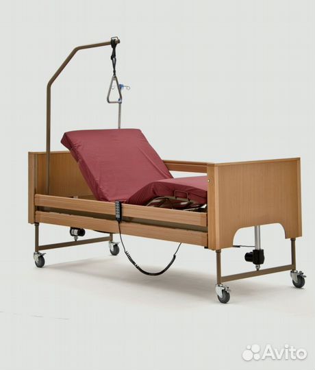 Функциональная кровать для инвалидов