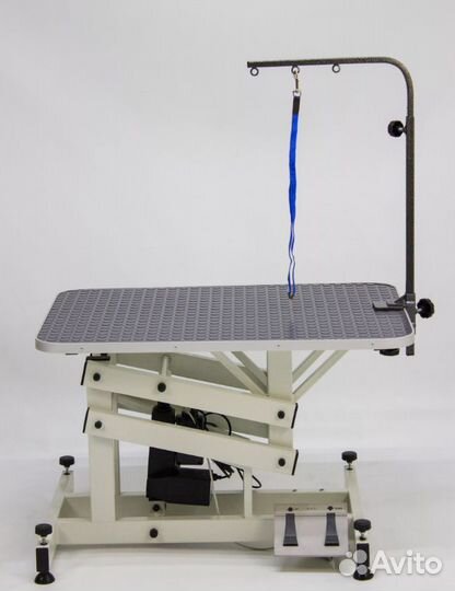 Стол для груминга с электроподъемником