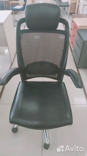 Компьютерное кресло игровое