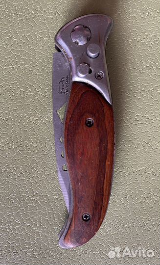 Нож складной с бегущей кошкой