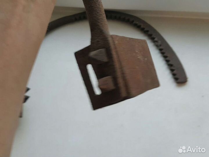 Кошка для лаза по деревьям ретро