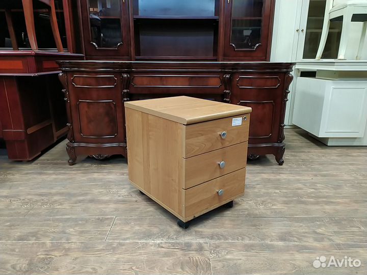 Тумба подкатная 3 ящ. б/у 43х54х56 09263-олх