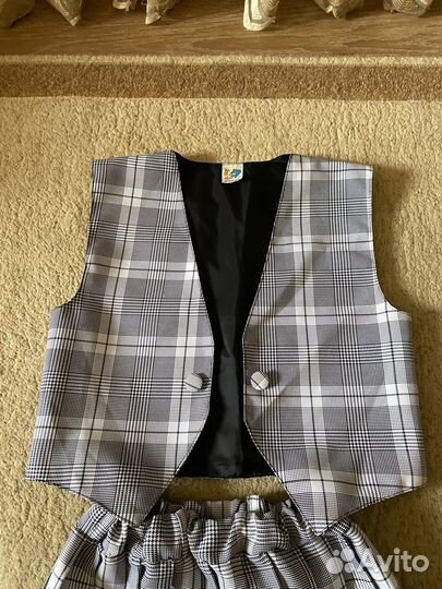 Школьный костюм для девочки