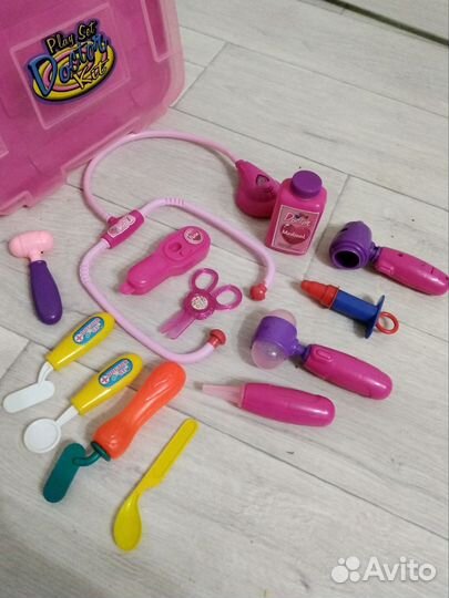 Чемоданчик врача+продукты