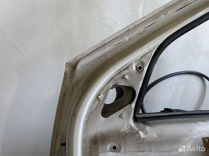 Передняя Правая Дверь Рено Логан, Лада Ларгус