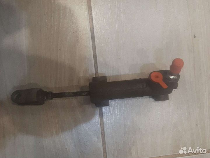 Цилиндр сцепления главный портер 1