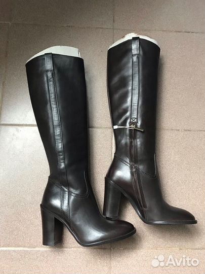 Сапоги коричневые 35р-р