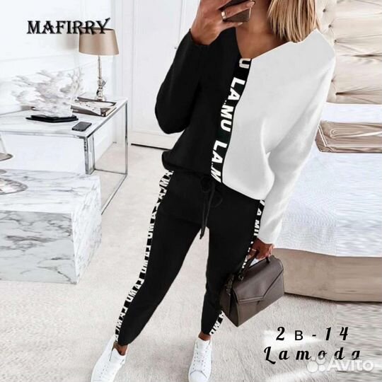 Костюм спортивный