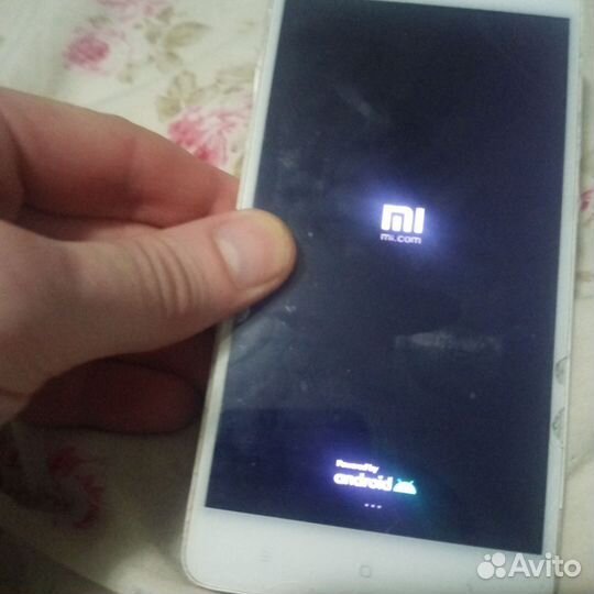 Телефон Sony