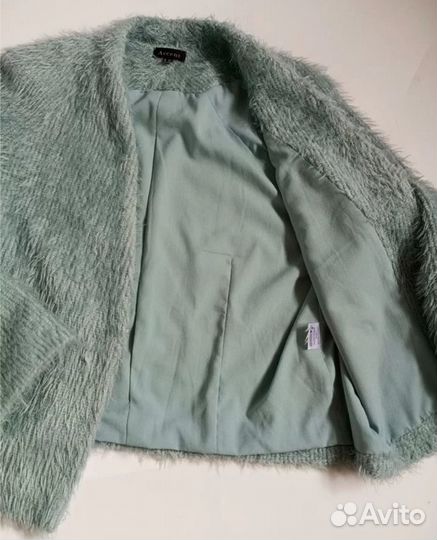 Вязаный женский жакет accent