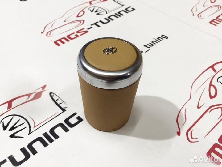 Пепельница Toyota бежевая