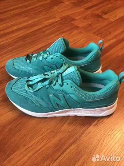 New balance mystic crystal deals