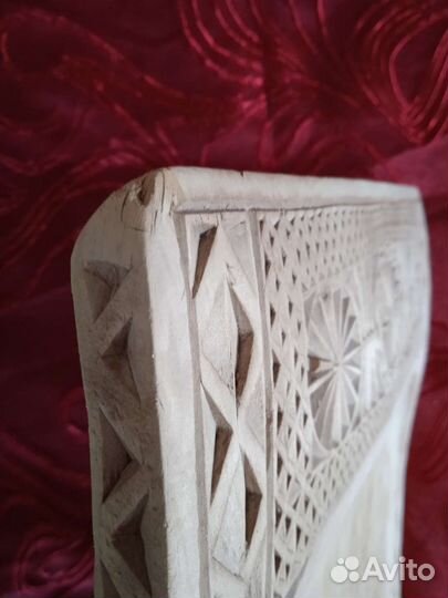 Поднос деревянный в хор. состоянии. Толщина 18мм