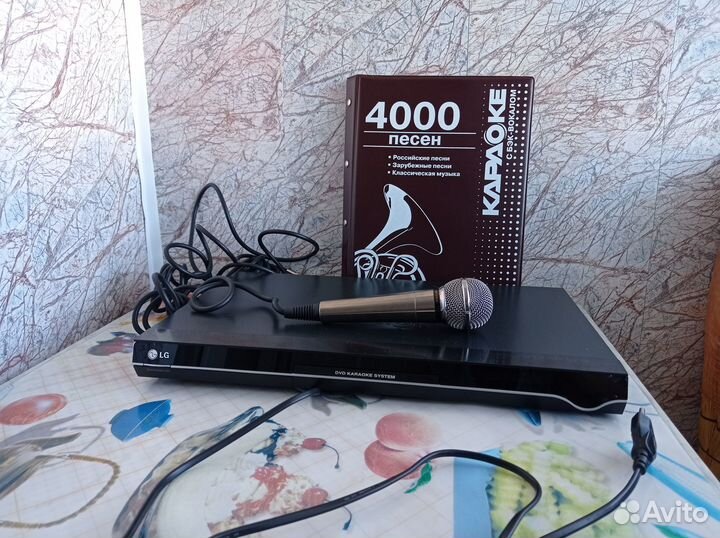 Dvd плеер с Караоке LG