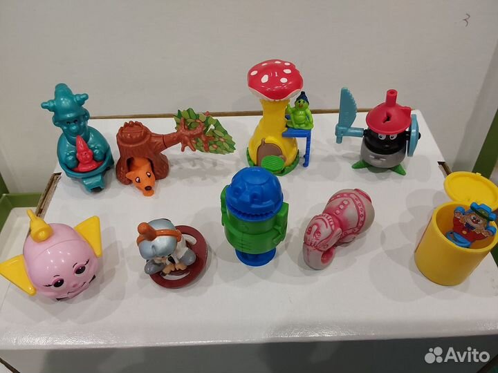 Киндер редкий дерево белка дом гусеница клоун