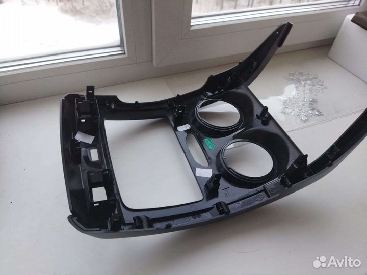 Рамка для магнитолы Duster