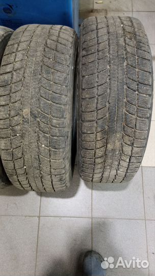 Triangle TR777 235/65 R17