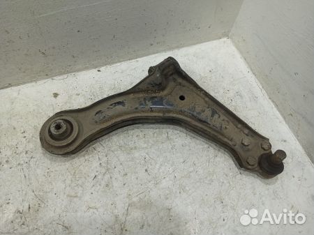 Рычаг передний правый нижний A6383300110