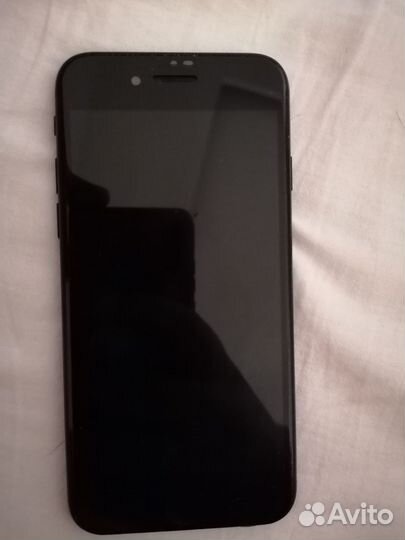 iPhone SE (2020), 128 ГБ