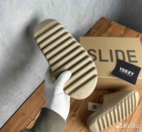 Тапки adidas yeezy slide