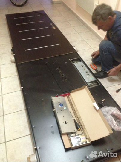 Ремонт металлических дверей и продажа