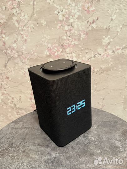 Умная колонка алиса макс