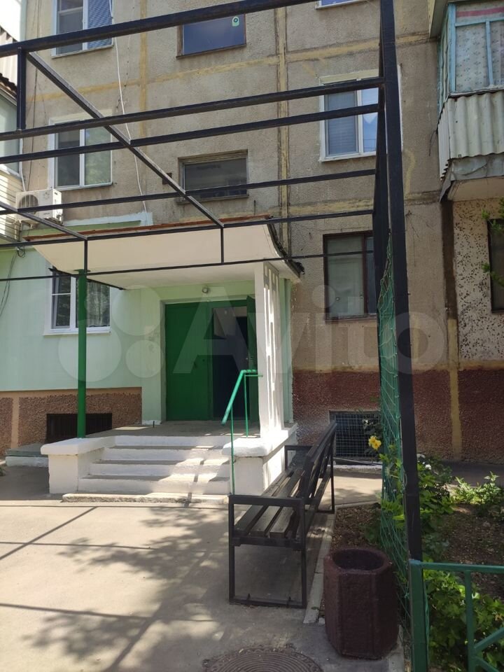 3-к. квартира, 48 м², 1/5 эт.