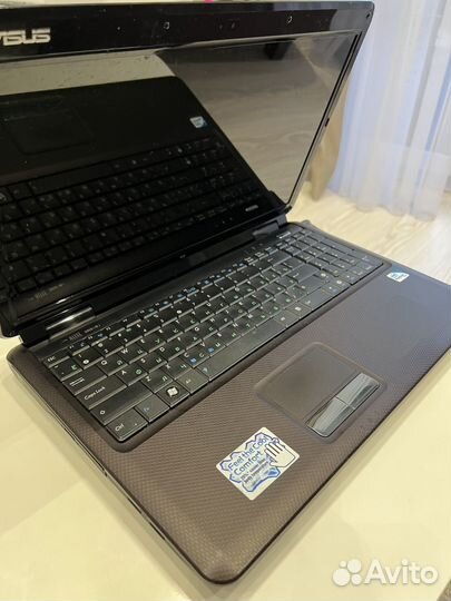 Ноутбук asus