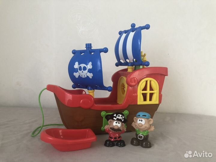 Пиратский корабль