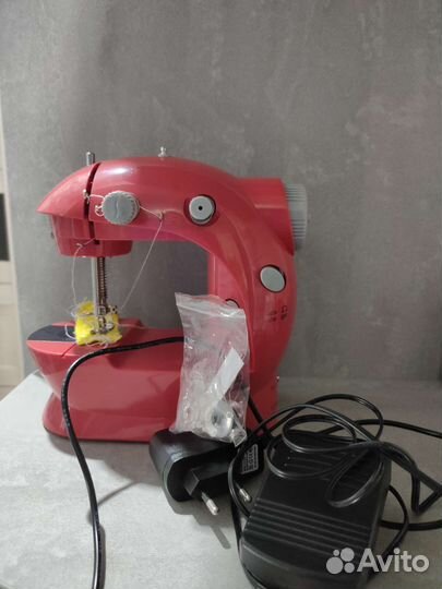 Швейная машинка бу электрическая