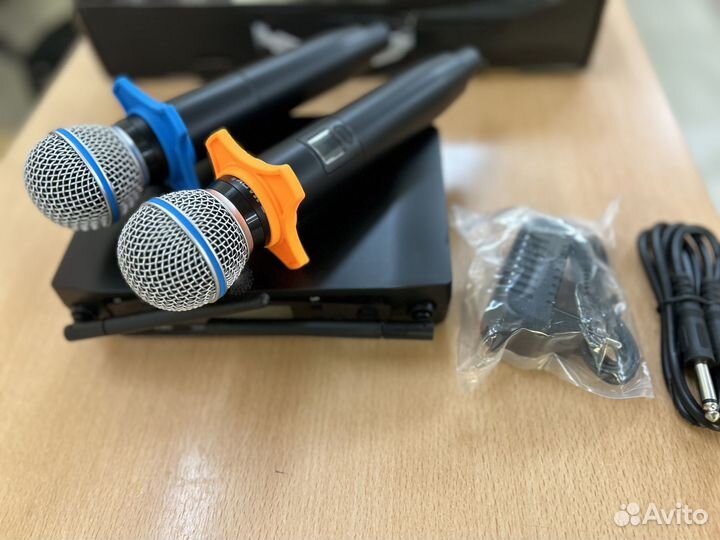 Радиосистема вокальная G-Mark и Shure glxd-4