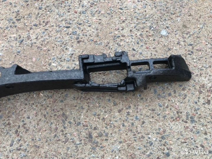 Абсорбер бампера передний Mercedes-Benz Gla X156