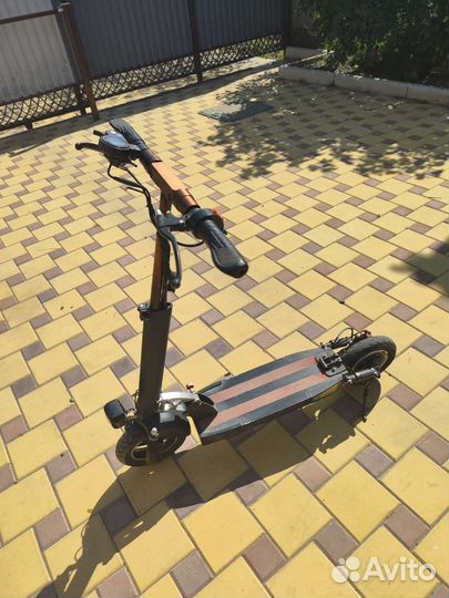 Электросамокат kugoo m4