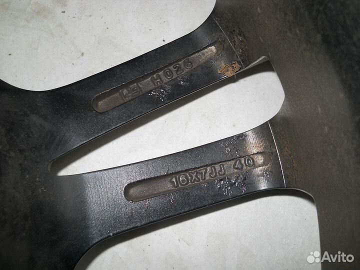 Колесо в сборе 1шт.(шина + диск) в хор.сост 205х55