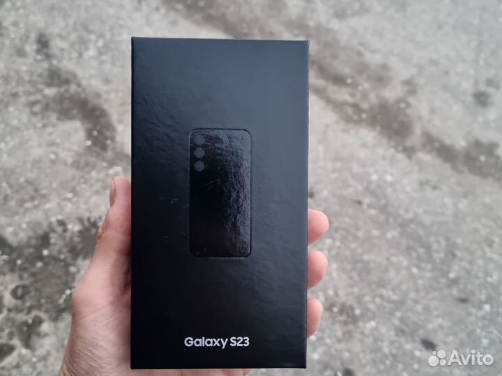 Samsung Galaxy S23, 8/256 ГБ