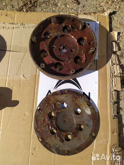 Маховик Урал новый СССР