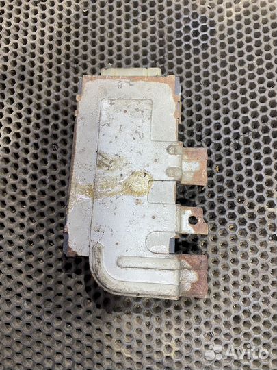 Блок управления стеклом багажника Toyota 4Runner